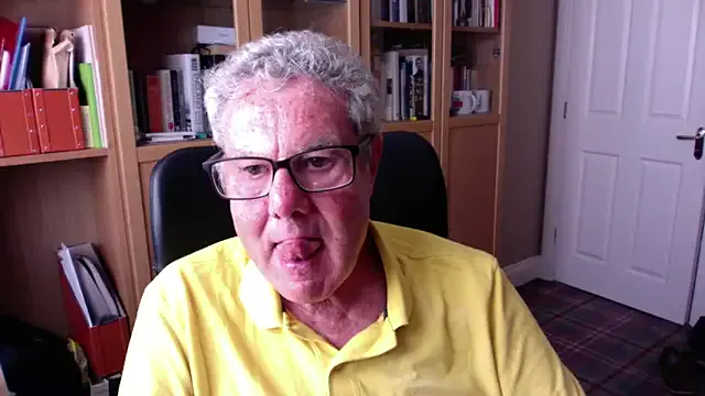 Yui-Ch – webcam model profile photo Image 10