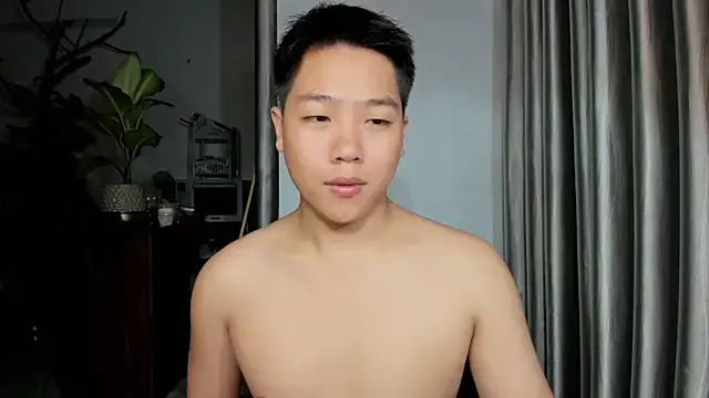 maataaan – webcam model profile photo Image 5