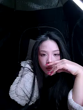 IrisDavis – webcam model profile photo Image 5