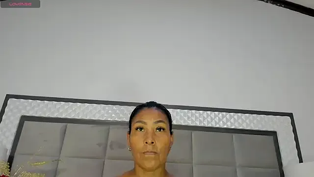 AmeliaBrilliants – webcam model profile photo Image 2