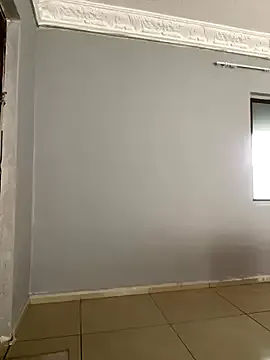 PumaShyXD – webcam model profile photo Image 3