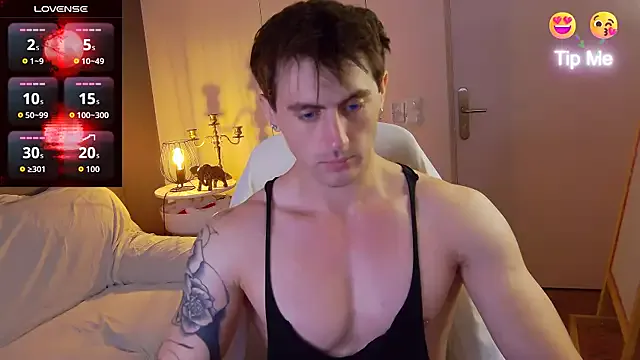 roouse – webcam model profile photo Image 9