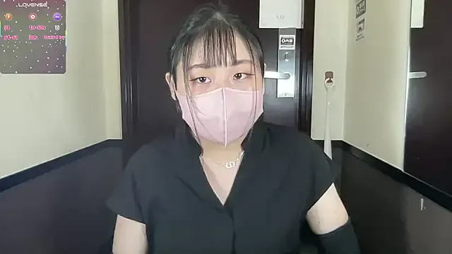 Megu_Melon – webcam model profile photo Image 8