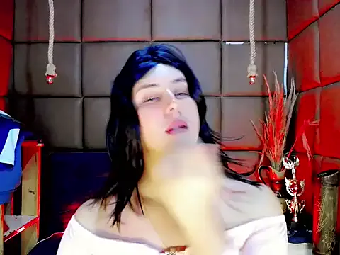 oxo_yuna_oxo – webcam model profile photo Image 4