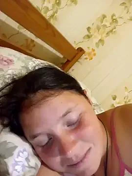 Cum_girlss – webcam model profile photo Image 8