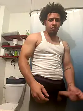 roouse – webcam model profile photo Image 7