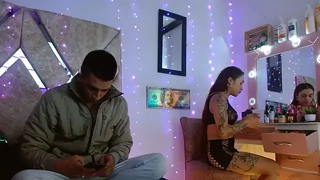 Shiny_Jennifer – webcam model profile photo Image 18