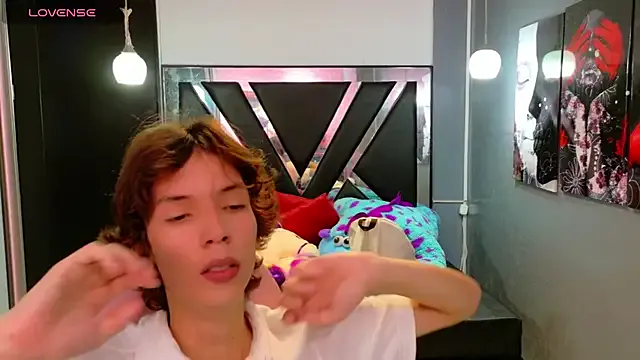  – webcam model profile photo Image 6