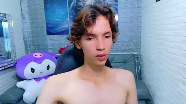  – webcam model profile photo Image 7