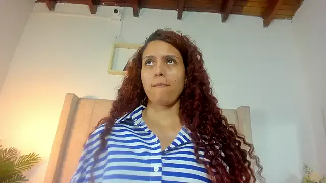 KhloeClark – webcam model profile photo Image 2