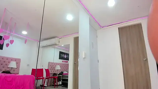 Enyeld_ruru – webcam model profile photo Image 5