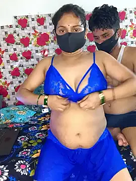 Riya_35_sexy – webcam model profile photo Image 11