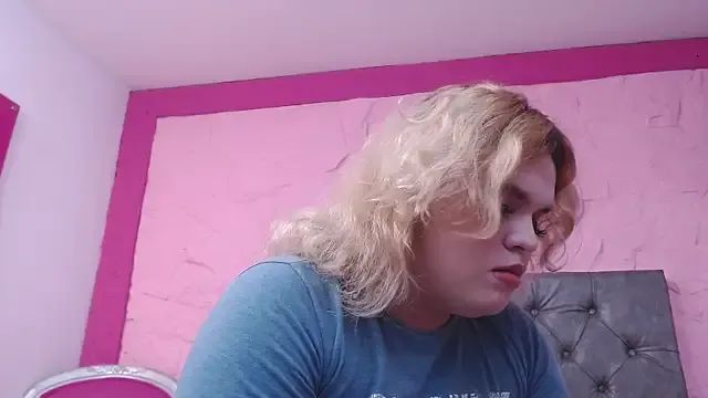 LushianaFitness – webcam model profile photo Image 6