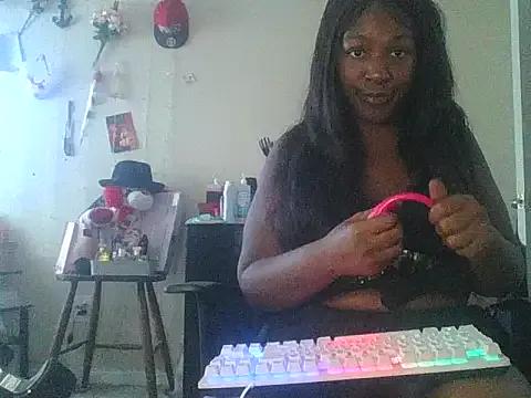 Humsafar-HDX-13 – webcam model profile photo Image 11