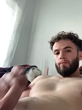 PumaShyXD – webcam model profile photo Image 11