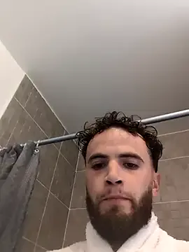 PumaShyXD – webcam model profile photo Image 5