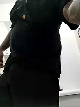 Mia--meow – webcam model profile photo Image 11