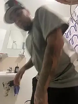 Mia--meow – webcam model profile photo Image 2