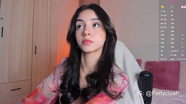 Humsafar-HDX-13 – webcam model profile photo Image 5