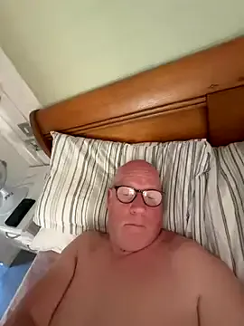 Mia--meow – webcam model profile photo Image 5