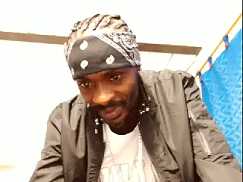 NANA_7 – webcam model profile photo Image 5