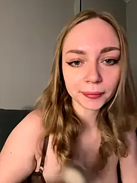 CamilePrescott – webcam model profile photo Image 4