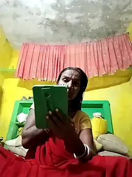 EsmeBrowm – webcam model profile photo Image 14