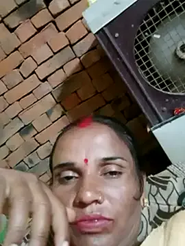 EsmeBrowm – webcam model profile photo Image 8