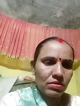 EsmeBrowm – webcam model profile photo Image 9