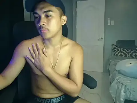 Mia--meow – webcam model profile photo Image 3