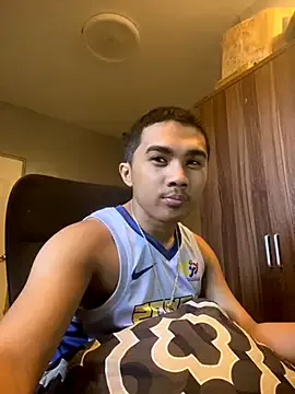 Mia--meow – webcam model profile photo Image 9