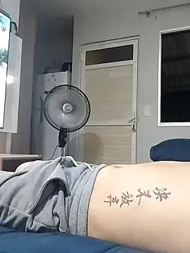 maataaan – webcam model profile photo Image 3