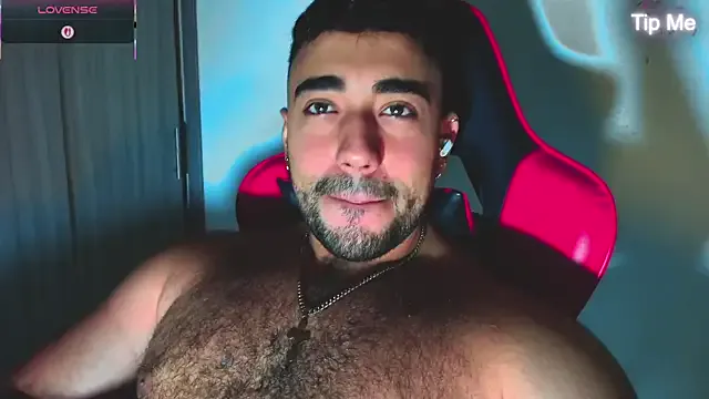 roouse – webcam model profile photo Image 19