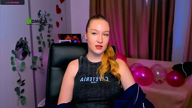 playful_sophie Image 2