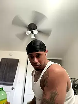 gholly2007 – webcam model profile photo Image 9