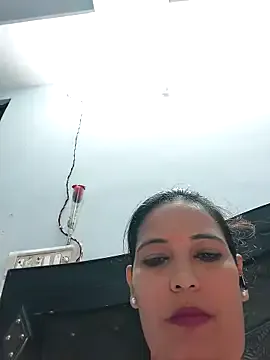 nathi_poyo – webcam model profile photo Image 8