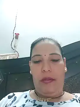 nathi_poyo – webcam model profile photo Image 9