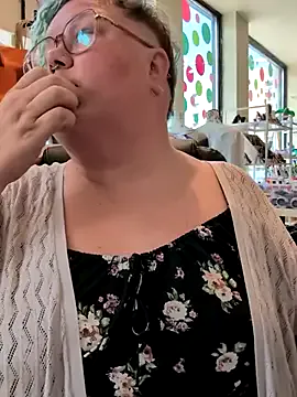 HannaMarie – webcam model profile photo Image 10