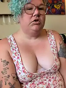 HannaMarie – webcam model profile photo Image 2