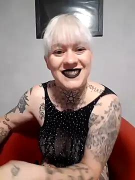 PumaShyXD – webcam model profile photo Image 10