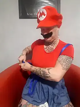 PumaShyXD – webcam model profile photo Image 4