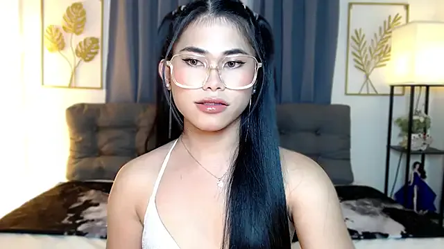 LadySugar – webcam model profile photo Image 4