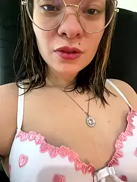 ValeryRouge – webcam model profile photo Image 15