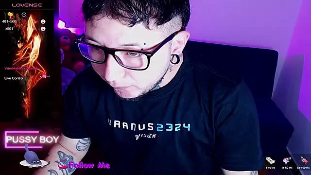 roouse – webcam model profile photo Image 13