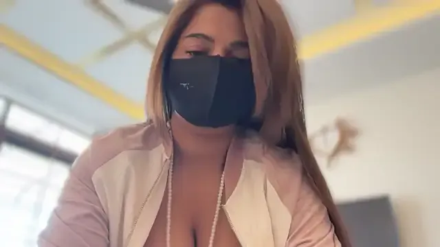 fit_vic – webcam model profile photo Image 4