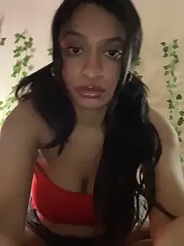 oxo_yuna_oxo – webcam model profile photo Image 8