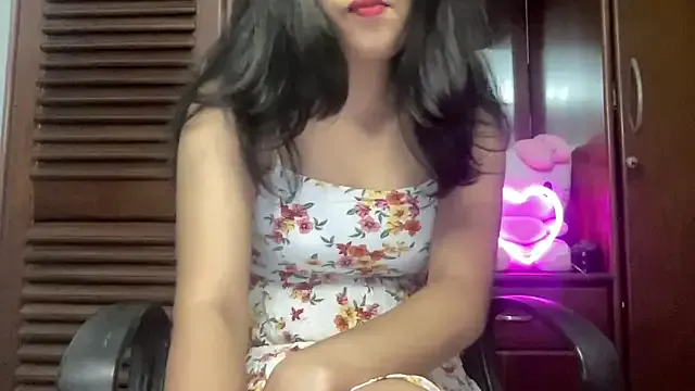 Nonchan_ – webcam model profile photo Image 16