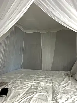 PumaShyXD – webcam model profile photo Image 15