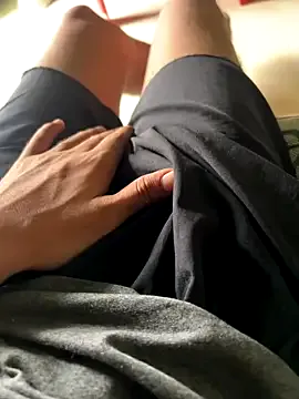 FroggyAnna – webcam model profile photo Image 3