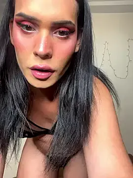  – webcam model profile photo Image 19